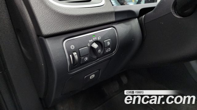 Volvo V60 D2 1st 2015 — фото 17