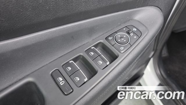 Hyundai Santa Fe Diesel 2.2 2WD Prestige 2021 — фото 12