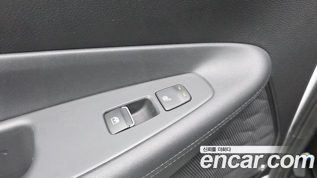 Hyundai Santa Fe Diesel 2.2 2WD Prestige 2021 — фото 18