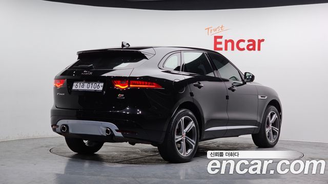 Jaguar F-PACE 30d S 2017 — фото 2