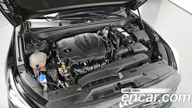 Kia K8 2.5 Gasoline 2WD Signature 2022 — фото 6