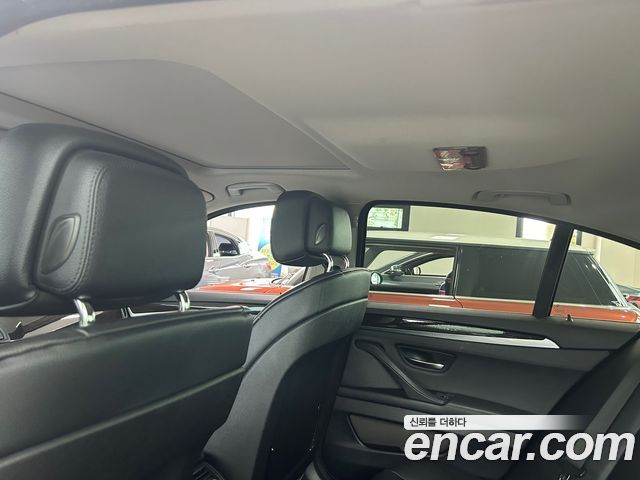 BMW 5 Series (F10) 528i xDrive 2012 — фото 21