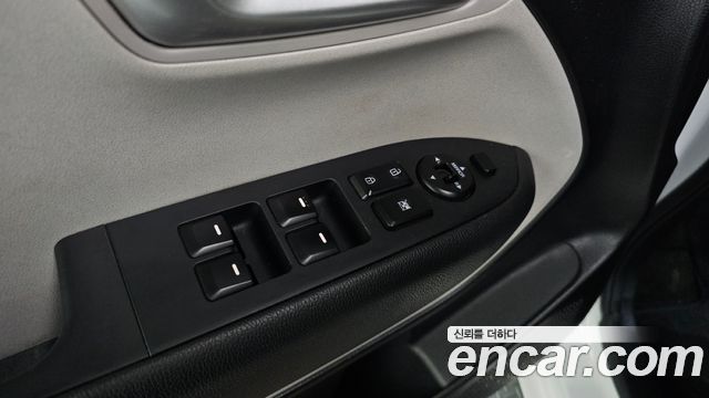 Kia Ray Van 2-Seater Prestige 2023 — фото 17