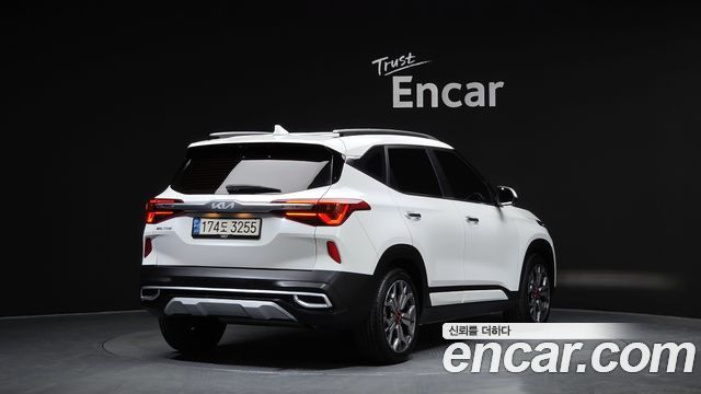 Kia Seltos Gasoline 1.6 Turbo 2WD Signature 2023 — фото 2