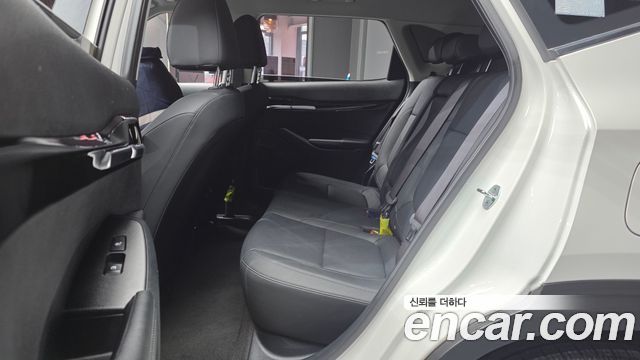 Kia Seltos Gasoline 1.6 Turbo 2WD Signature 2023 — фото 13