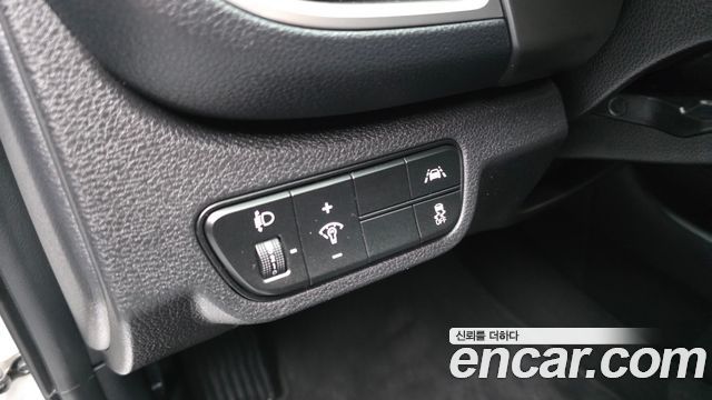 Kia Seltos Gasoline 1.6 Turbo 2WD Signature 2023 — фото 17