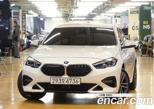 BMW 2 Series Gran Coupe (F44) 220i Sport 2024 — фото 3