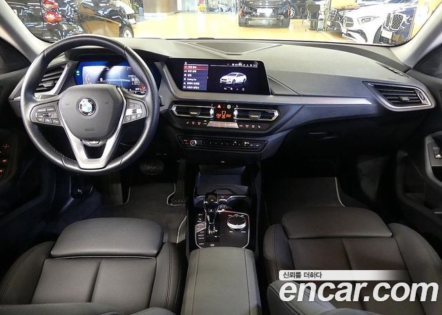 BMW 2 Series Gran Coupe (F44) 220i Sport 2024 — фото 7