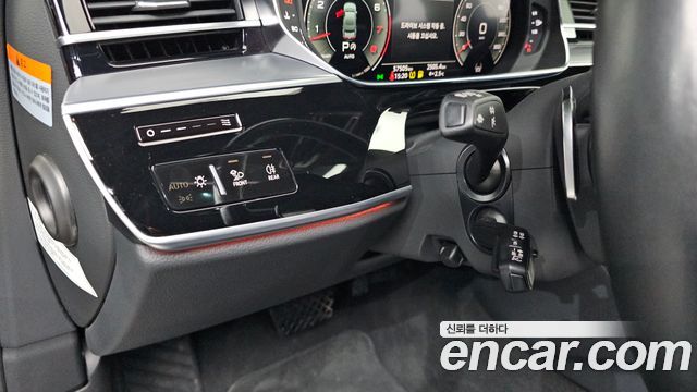 Audi A8 (D5) 55 TFSI Quattro LWB 2021 — фото 12