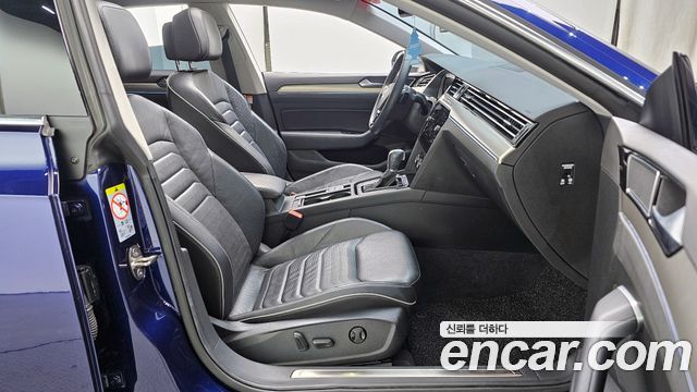 Volkswagen Arteon 2.0 TDI Premium 2018 — фото 11