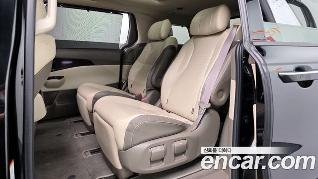 Kia Carnival (IV) Diesel 7-Seater Signature 2021 — фото 12