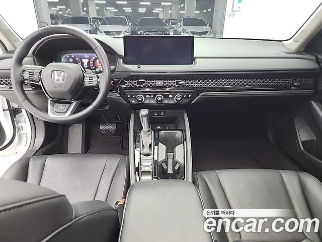 Honda Accord (XI) 2.0 Hybrid Touring 2023 — фото 7