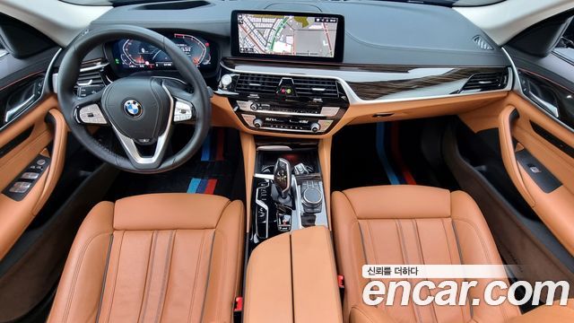 BMW 5 Series (G30) 520i Luxury 2023 — фото 7