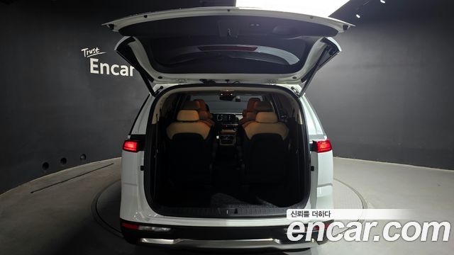Kia Carnival (IV) Diesel 9-Seater Signature 2023 — фото 20