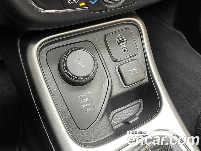 Jeep Compass (II) 2.4 Longitude AWD 2018 — фото 21