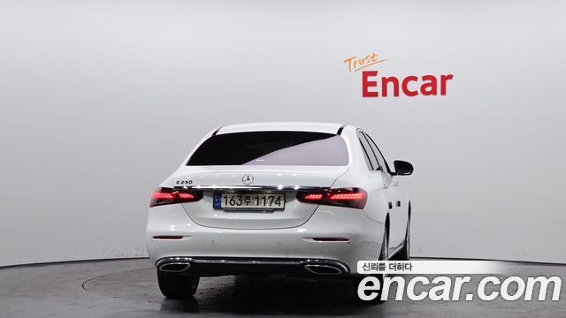 Mercedes-Benz E-Class (W213) E250 Exclusive 2021 — фото 4