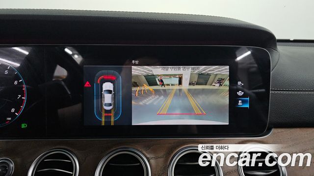 Mercedes-Benz E-Class (W213) E250 Exclusive 2021 — фото 13