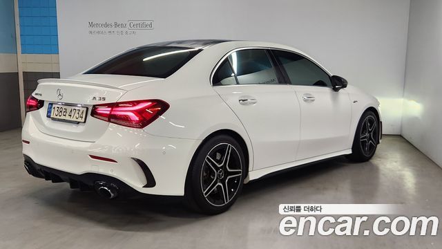Mercedes-Benz A-Class (W177) AMG A35 4MATIC Sedan 2021 — фото 2