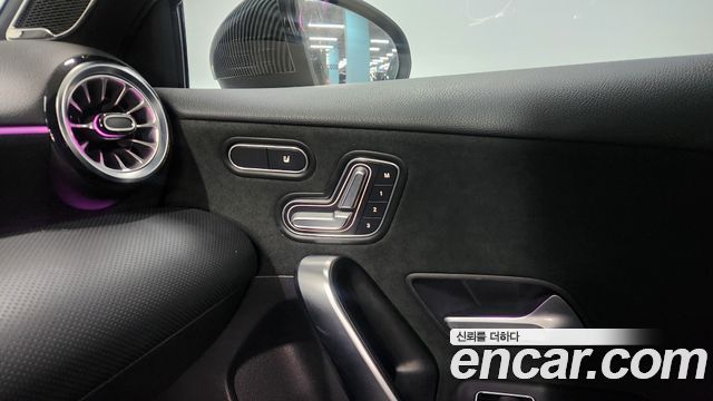 Mercedes-Benz A-Class (W177) AMG A35 4MATIC Sedan 2021 — фото 19