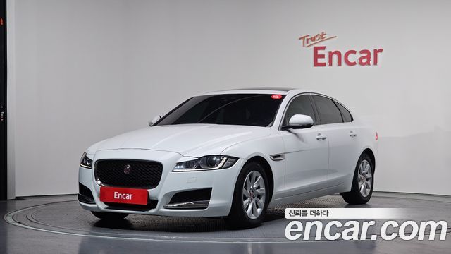 Jaguar XF (X260) 20d Prestige 2016 — фото 1