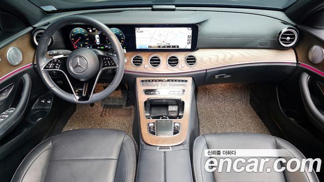Mercedes-Benz E-Class (W213) E300e 4MATIC Exclusive 2021 — фото 7