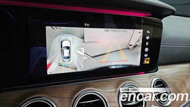 Mercedes-Benz E-Class (W213) E300e 4MATIC Exclusive 2021 — фото 16
