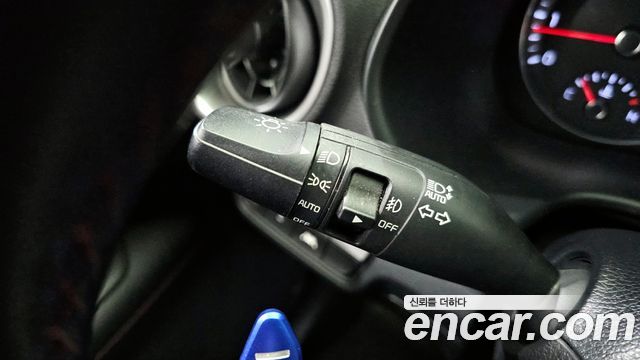 Kia K3 5Door GT Signature 2021 — фото 16