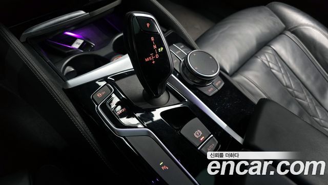BMW 5 Series (G30) 520i M Sport 2020 — фото 9