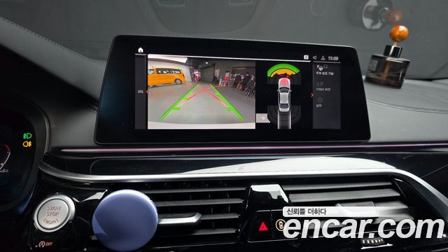 BMW 5 Series (G30) 520i M Sport 2020 — фото 15