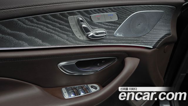 Mercedes-Benz CLS-Class (C257) CLS450 4MATIC AMG Line 2021 — фото 17