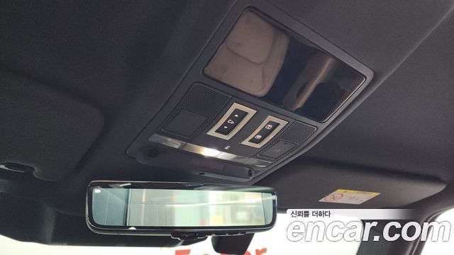 Land Rover Defender (L663) 110 P300 X-Dynamic SE 2025 — фото 17