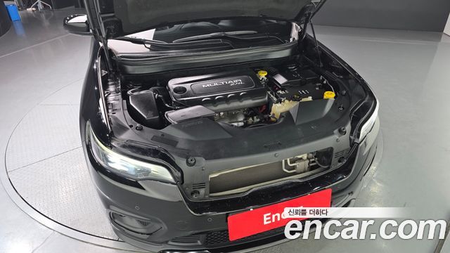 Jeep Cherokee (KL) 2.4 Longitude High AWD 2019 — фото 6