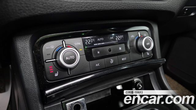 Volkswagen Touareg V6 3.0 TDI Bluemotion 7P5 2016 — фото 16