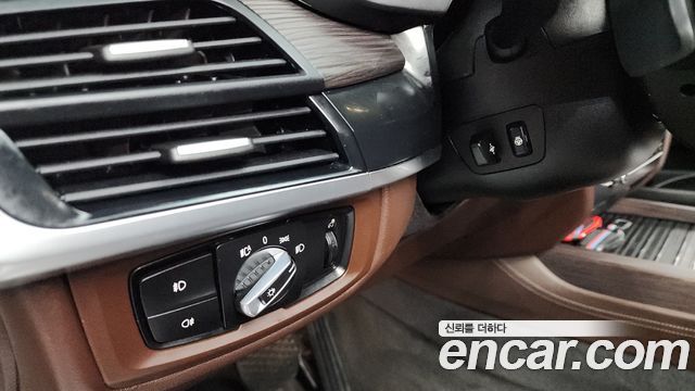 BMW X5 (F15) xDrive M50d 2017 — фото 16