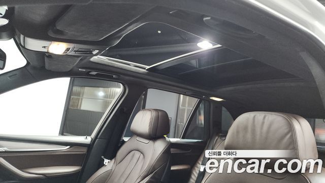 BMW X5 (F15) xDrive M50d 2017 — фото 18