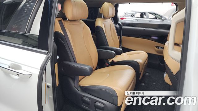 Kia Carnival (IV) Diesel 7-Seater Signature 2022 — фото 12