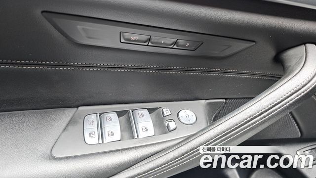 BMW 5 Series (G30) 523d M Sport 2023 — фото 30