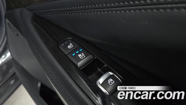 Kia K8 3.5 Gasoline 2WD Noblesse 2022 — фото 19