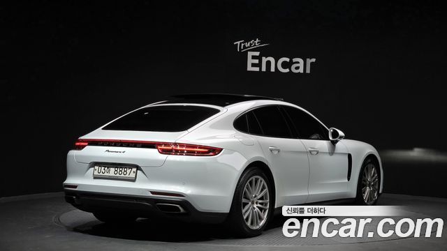 Porsche Panamera (971) 3.0 AWD 2018 — фото 2