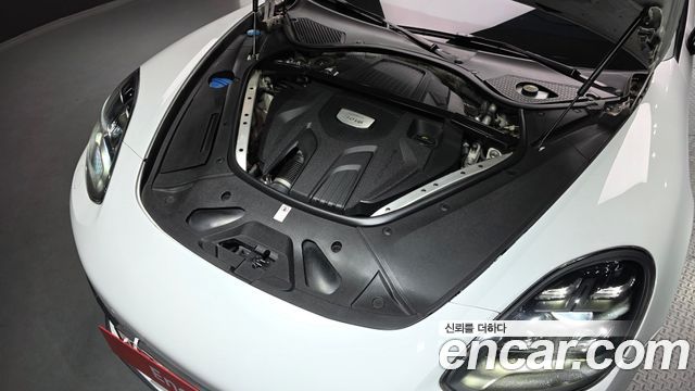 Porsche Panamera (971) 3.0 AWD 2018 — фото 6