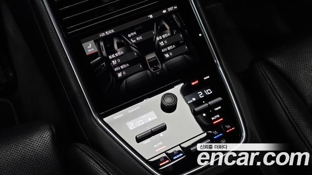 Porsche Panamera (971) 3.0 AWD 2018 — фото 19