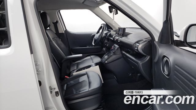 Hyundai Casper Turbo Van Smart 2023 — фото 11