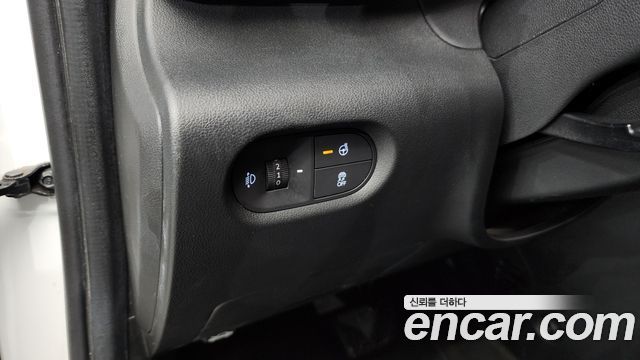 Hyundai Casper Turbo Van Smart 2023 — фото 14