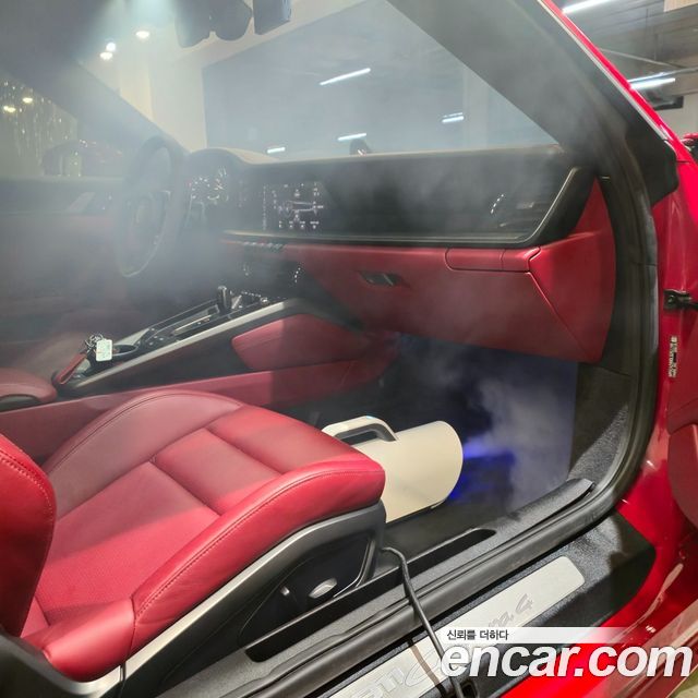 Porsche 911 (992) Carrera 4 Cabriolet 2020 — фото 3