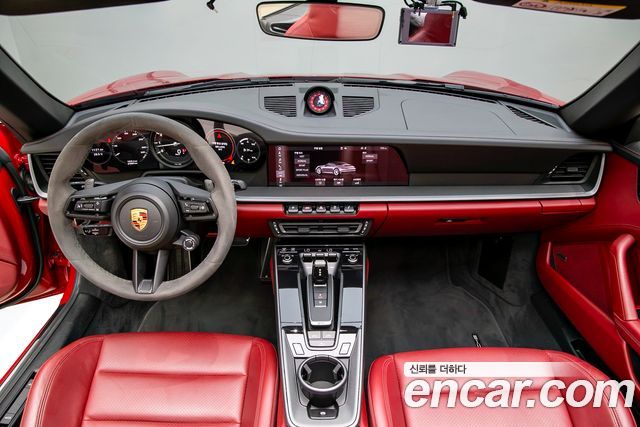 Porsche 911 (992) Carrera 4 Cabriolet 2020 — фото 16
