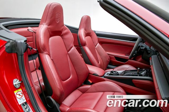 Porsche 911 (992) Carrera 4 Cabriolet 2020 — фото 17