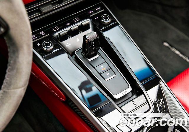 Porsche 911 (992) Carrera 4 Cabriolet 2020 — фото 20