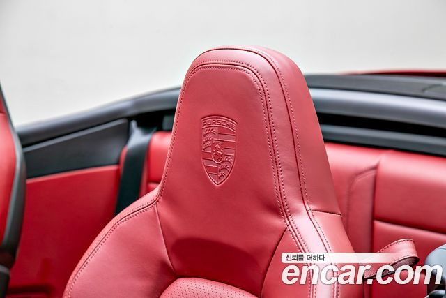 Porsche 911 (992) Carrera 4 Cabriolet 2020 — фото 21