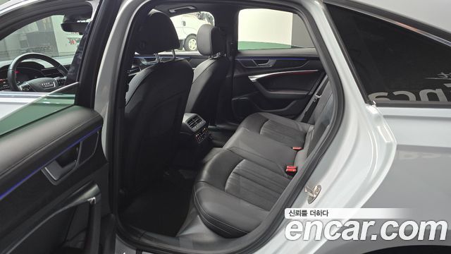 Audi A6 (C8) 45 TFSI Quattro Premium 2021 — фото 11