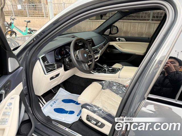 BMW X7 (G07) xDrive 40i M Sport Online Exclusive Edition 6 Seater 2022 — фото 8